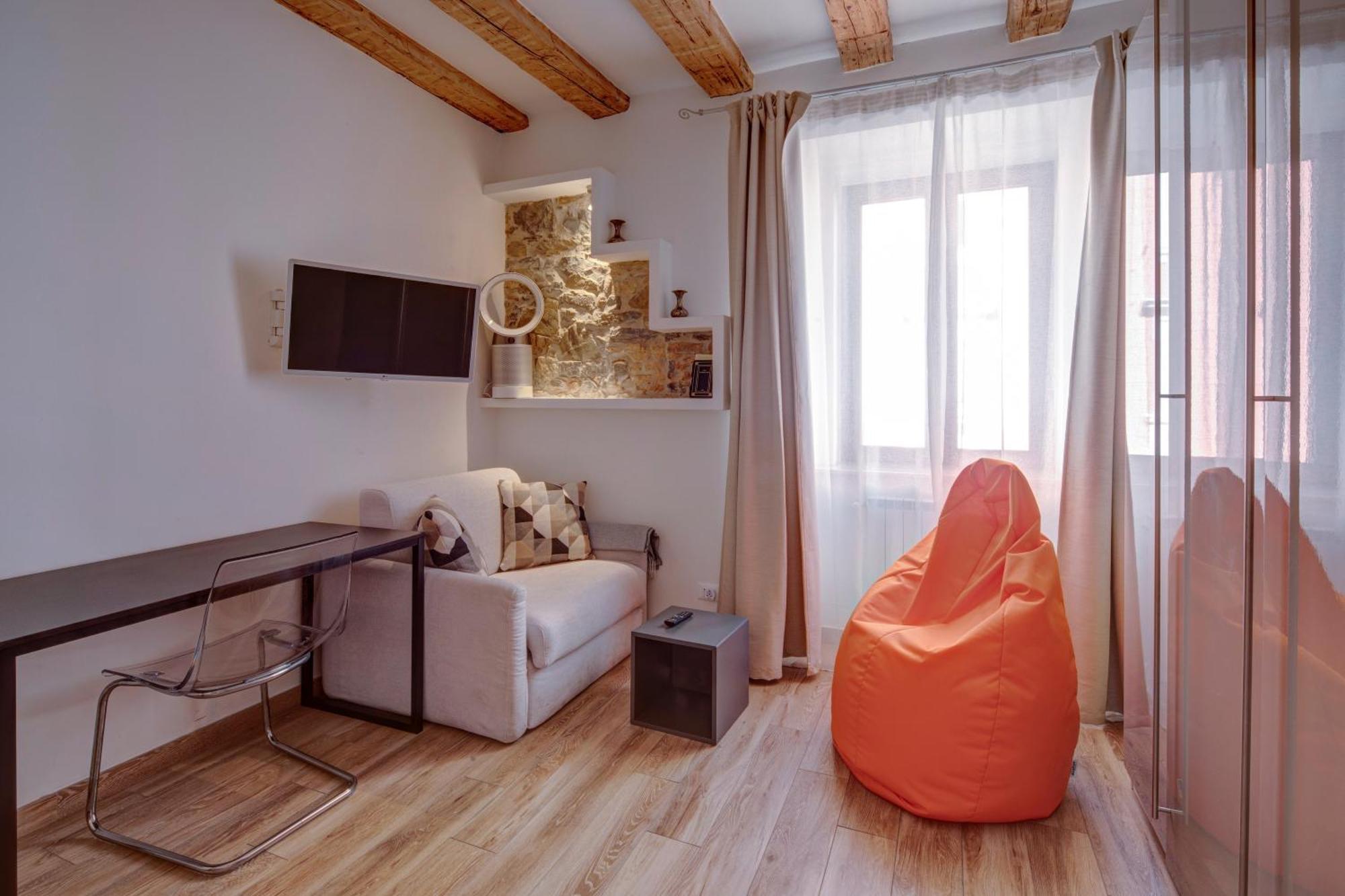 La Maison De Trieste Suite Garage Dış mekan fotoğraf